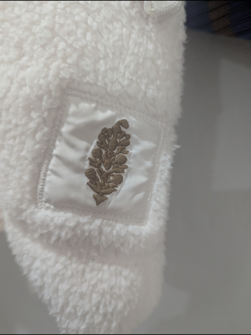 FP Movement Mountain High Logo Fleece Jacket in Ivory - Size Small - Picture 3 of 6